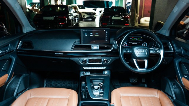Audi Q5 Technology BSVI Second-hand 2023 Audi Q5 Technology BSVI for sale in New Delhi-12
