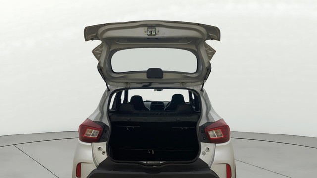 Second-hand 2020 Renault KWID RXT for sale in Ahmedabad-20