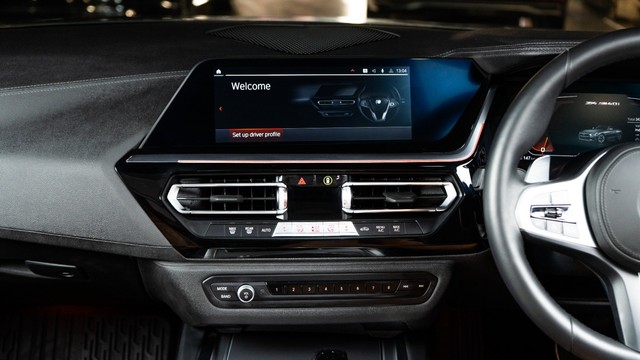 Second-hand 2025 BMW Z4 M40i for sale in New Delhi-6