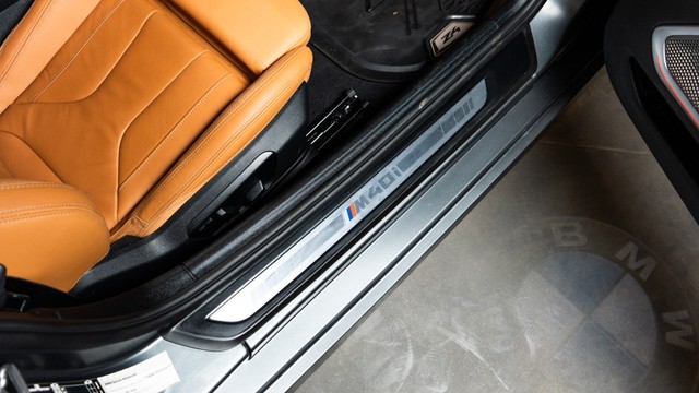 Second-hand 2025 BMW Z4 M40i for sale in New Delhi-5