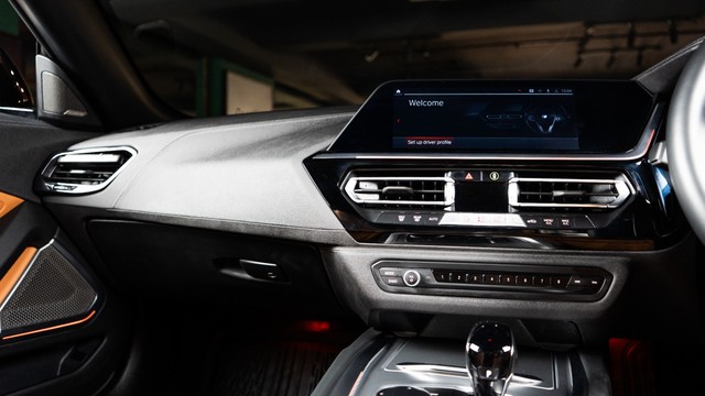 Second-hand 2025 BMW Z4 M40i for sale in New Delhi-8