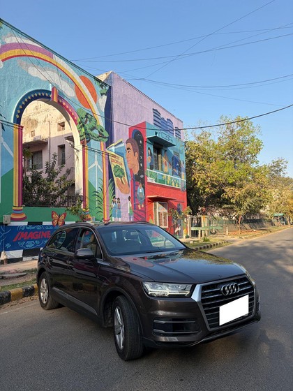 Audi Q7 45 TDI Quattro Premium Plus Second-hand 2016 Audi Q7 45 TDI Quattro Premium Plus for sale in New Delhi