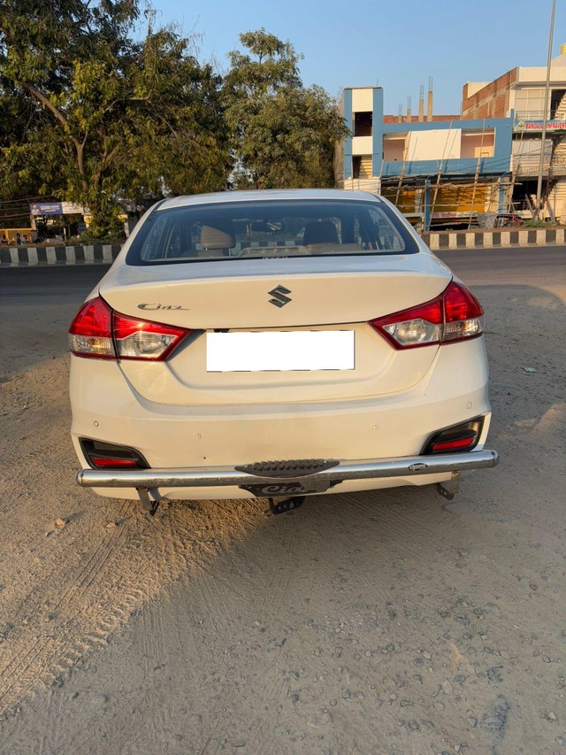 Second-hand 2017 Maruti Suzuki Ciaz 1.3 Zeta for sale in Lucknow-2