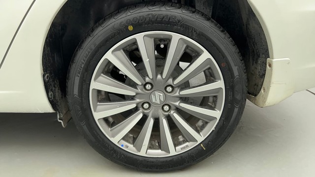 Second-hand 2022 Maruti Suzuki Ciaz 1.4 AT Alpha for sale in Ahmedabad-19