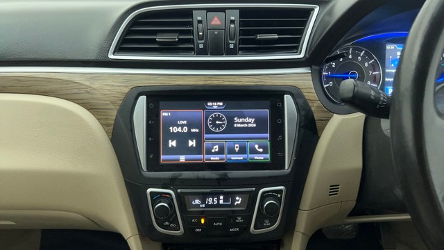 Second-hand 2022 Maruti Suzuki Ciaz 1.4 AT Alpha for sale in Ahmedabad-26