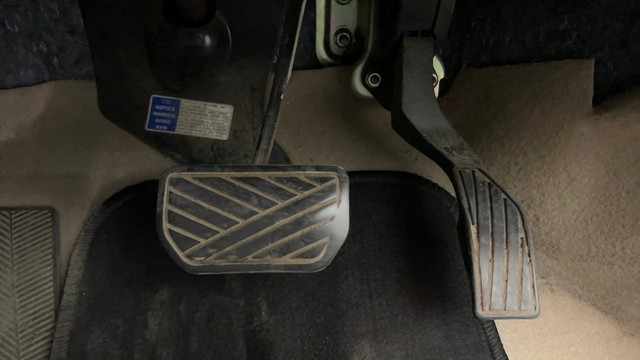 Second-hand 2022 Maruti Suzuki Ciaz 1.4 AT Alpha for sale in Ahmedabad-14