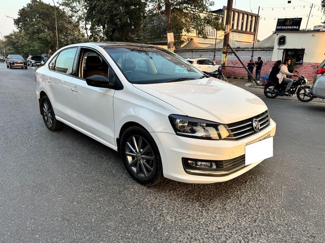Second-hand 2019 Volkswagen Vento 1.5 TDI Highline AT for sale in New Delhi-5