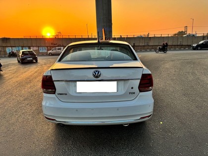 Second-hand 2019 Volkswagen Vento 1.5 TDI Highline AT for sale in New Delhi