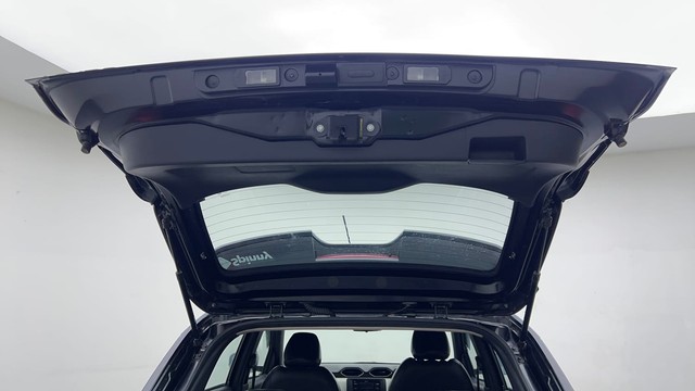 Second-hand 2022 Nissan Magnite XV Executive for sale in Noida-31