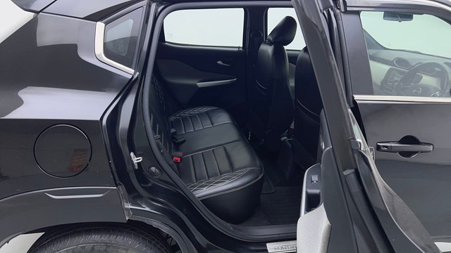 Second-hand 2022 Nissan Magnite XV Executive for sale in Noida-33