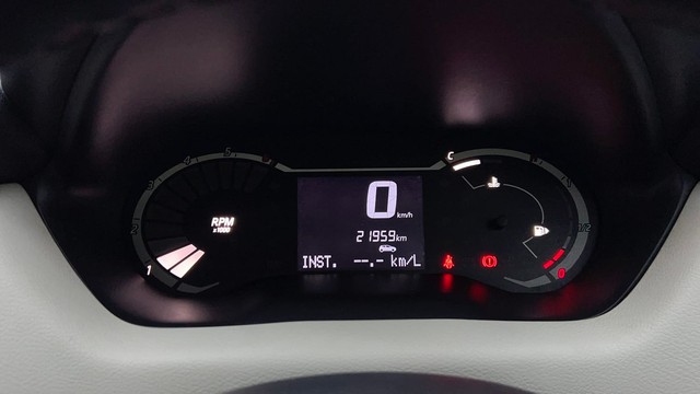 Second-hand 2022 Nissan Magnite XV Executive for sale in Noida-13