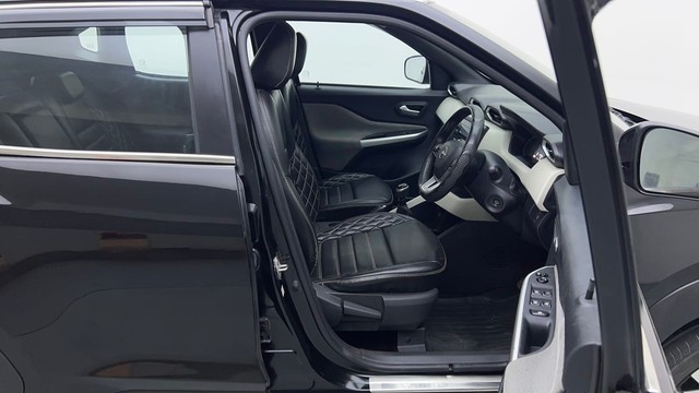 Second-hand 2022 Nissan Magnite XV Executive for sale in Noida-15