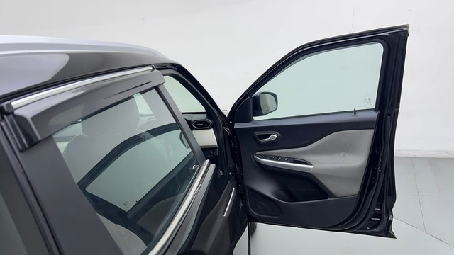 Second-hand 2022 Nissan Magnite XV Executive for sale in Noida-16