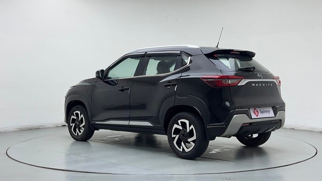 Second-hand 2022 Nissan Magnite XV Executive for sale in Noida-5