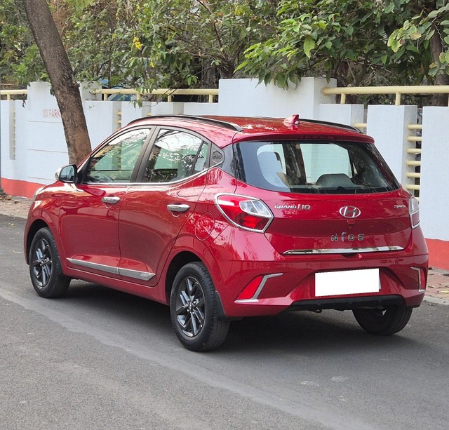 Second-hand 2020 Hyundai Grand i10 Nios AMT Sportz for sale in Pimpri chinchwad-9