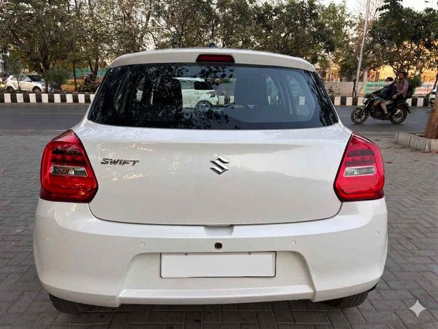 Maruti Suzuki Swift AMT VXI Second-hand 2019 Maruti Suzuki Swift AMT VXI for sale in Vadodara-2