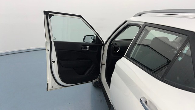 Second-hand 2022 Hyundai Venue SX Opt Turbo DCT Special Edition for sale in Lucknow-26