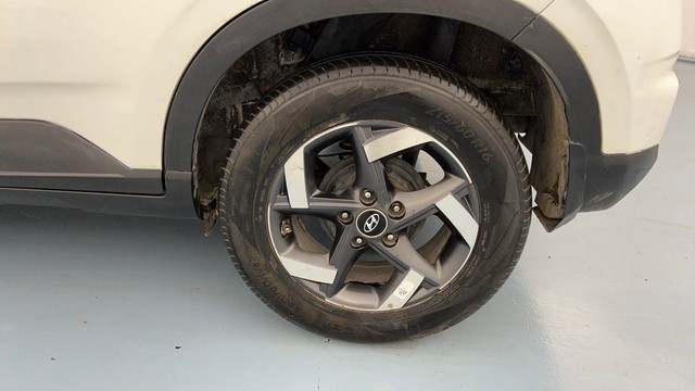 Second-hand 2022 Hyundai Venue SX Opt Turbo DCT Special Edition for sale in Lucknow-19