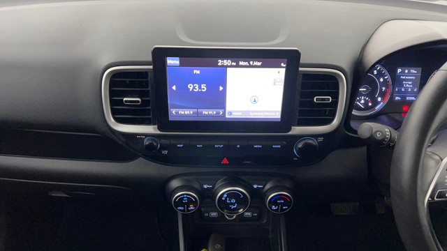 Second-hand 2022 Hyundai Venue SX Opt Turbo DCT Special Edition for sale in Lucknow-33