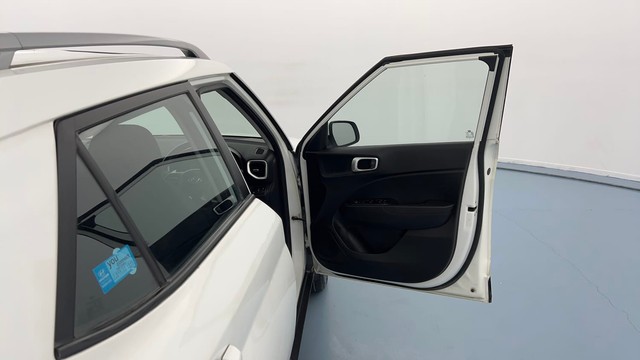 Second-hand 2022 Hyundai Venue SX Opt Turbo DCT Special Edition for sale in Lucknow-16