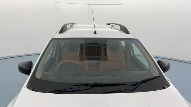 Second-hand 2022 Renault Triber RXT for sale in Lucknow-10