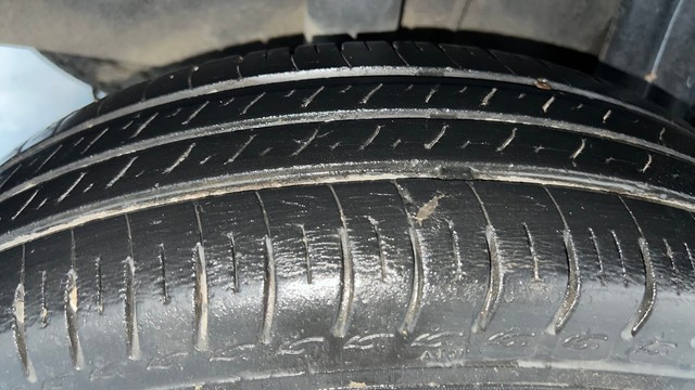 Second-hand 2022 Renault Triber RXT for sale in Lucknow-23