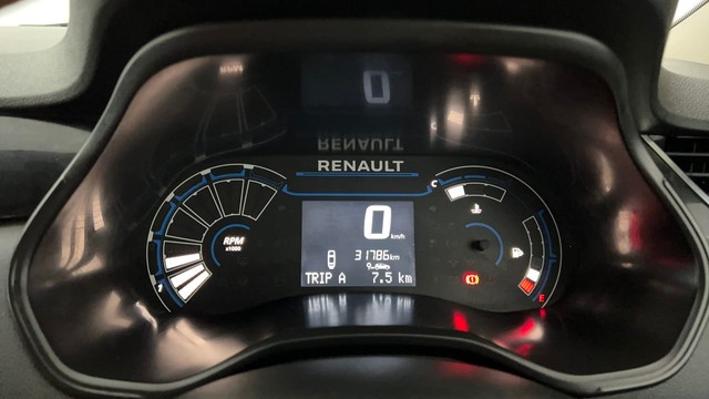 Second-hand 2022 Renault Triber RXT for sale in Lucknow-13