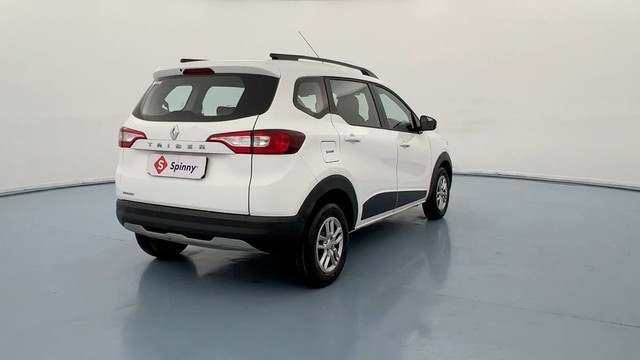 Second-hand 2022 Renault Triber RXT for sale in Lucknow-3