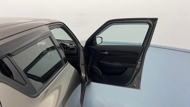 Second-hand 2022 Maruti Suzuki Swift VXI for sale in Lucknow-16