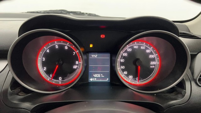 Second-hand 2022 Maruti Suzuki Swift VXI for sale in Lucknow-13