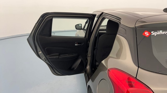 Second-hand 2022 Maruti Suzuki Swift VXI for sale in Lucknow-31