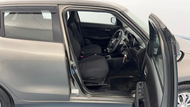 Second-hand 2022 Maruti Suzuki Swift VXI for sale in Lucknow-15