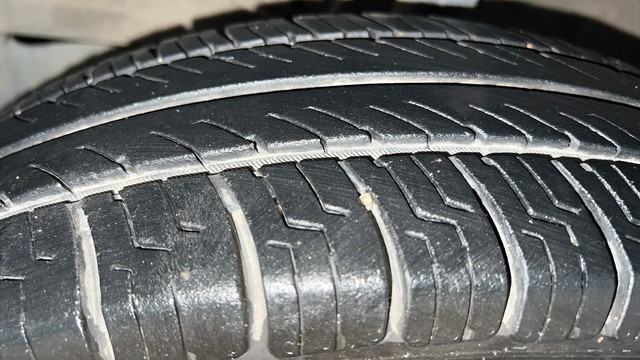 Second-hand 2022 Maruti Suzuki Swift VXI for sale in Lucknow-29