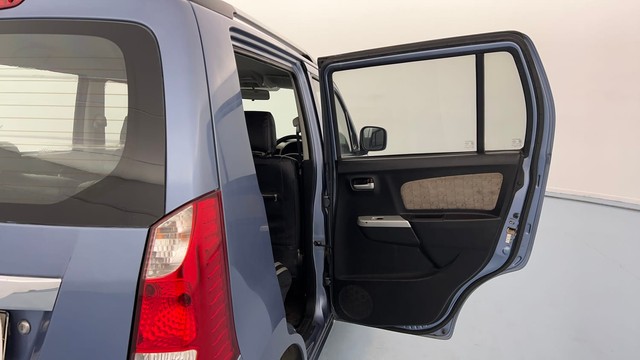 Second-hand 2014 Maruti Suzuki Wagon R VXI for sale in Lucknow-28