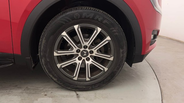 Second-hand 2021 Mahindra XUV700 AX7 AT Luxury Pack BSVI for sale in Chandigarh-17