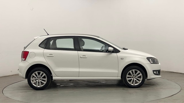 Second-hand 2014 Volkswagen Polo Petrol Highline 1.2L for sale in Chandigarh-2