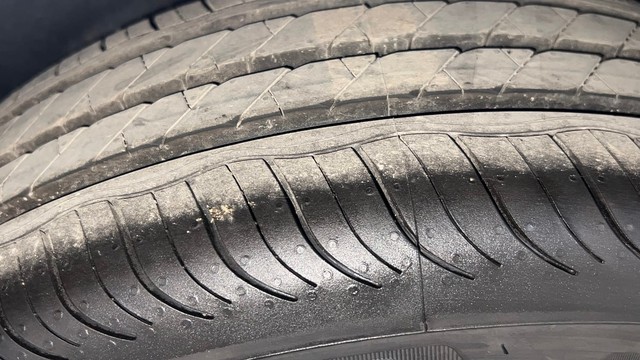 Second-hand 2014 Volkswagen Polo Petrol Highline 1.2L for sale in Chandigarh-25