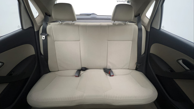 Second-hand 2014 Volkswagen Polo Petrol Highline 1.2L for sale in Chandigarh-28