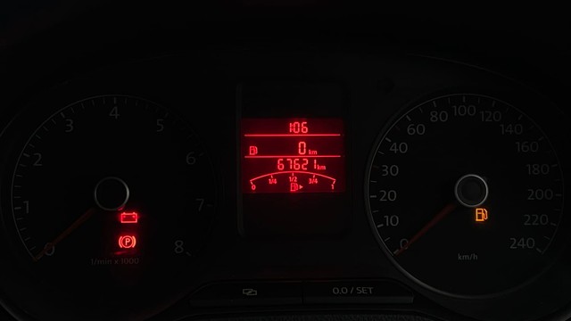 Second-hand 2014 Volkswagen Polo Petrol Highline 1.2L for sale in Chandigarh-13