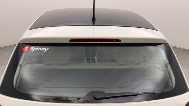 Second-hand 2014 Volkswagen Polo Petrol Highline 1.2L for sale in Chandigarh-30