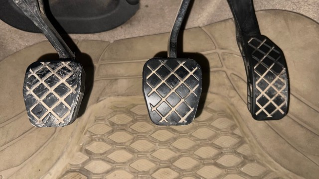 Second-hand 2014 Volkswagen Polo Petrol Highline 1.2L for sale in Chandigarh-14