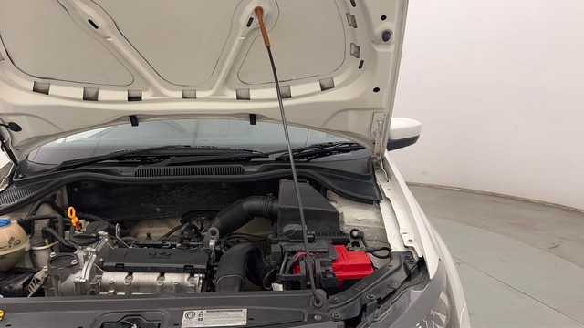 Second-hand 2014 Volkswagen Polo Petrol Highline 1.2L for sale in Chandigarh-36