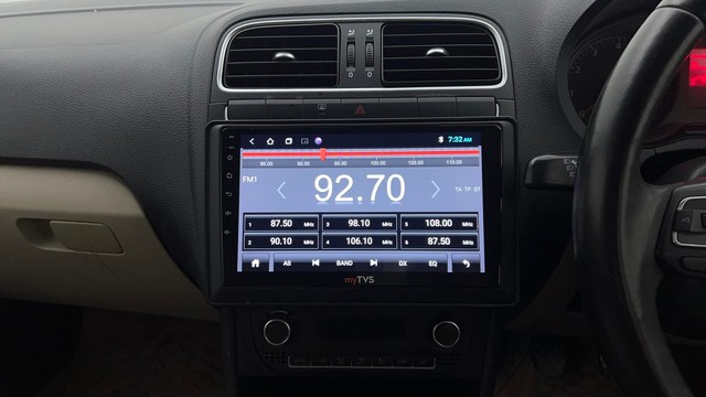 Second-hand 2014 Volkswagen Polo Petrol Highline 1.2L for sale in Chandigarh-32