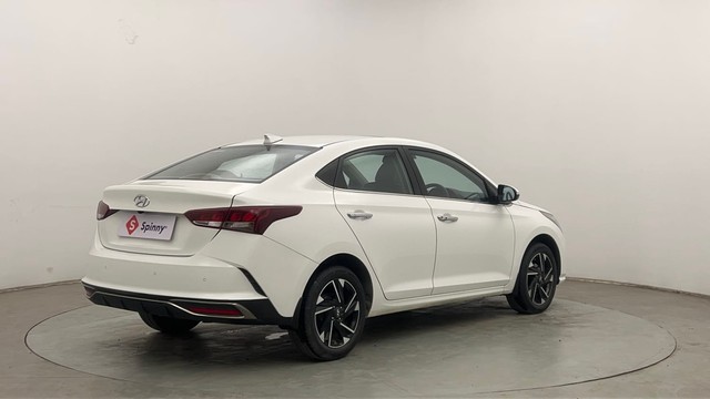 Second-hand 2022 Hyundai Verna 1.6 SX VTVT (O) AT for sale in Chandigarh-3