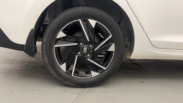 Second-hand 2022 Hyundai Verna 1.6 SX VTVT (O) AT for sale in Chandigarh-18