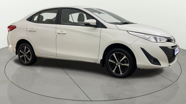 Second-hand 2021 Toyota Yaris G for sale in Pune-12