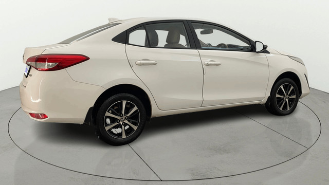 Second-hand 2021 Toyota Yaris G for sale in Pune-14