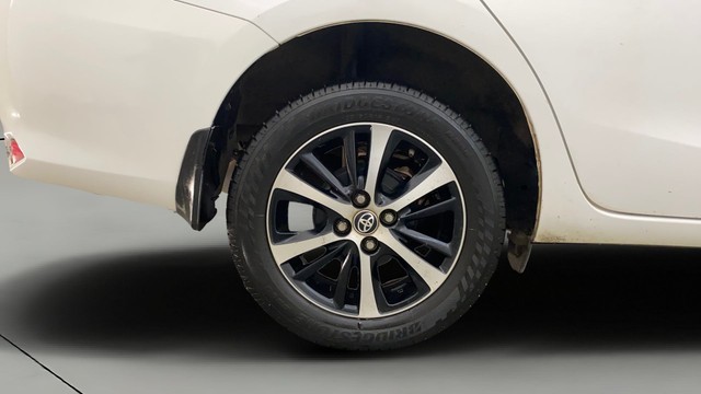 Second-hand 2021 Toyota Yaris G for sale in Pune-28