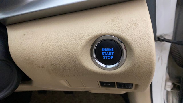 Second-hand 2021 Toyota Yaris G for sale in Pune-8