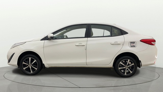 Second-hand 2021 Toyota Yaris G for sale in Pune-17